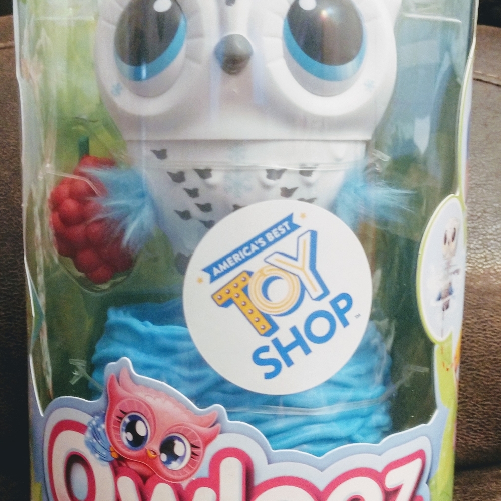 OWLEEZ - FLYING TOY
